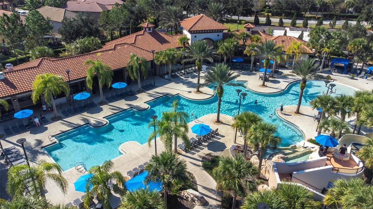 Slide show image of the Orlando Florida Home for Sale 61