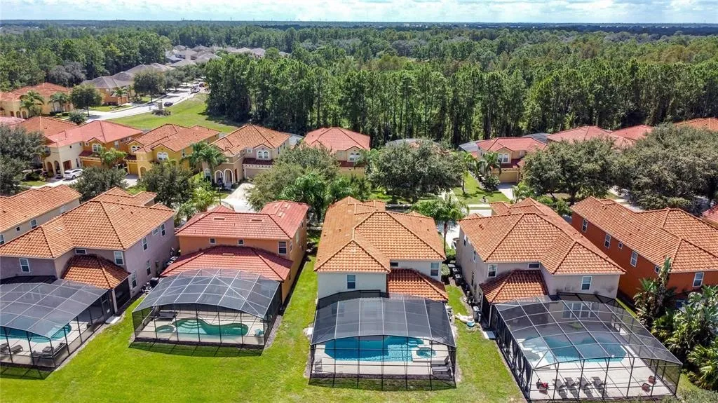 Slide show image of the Orlando Florida Home for Sale 63