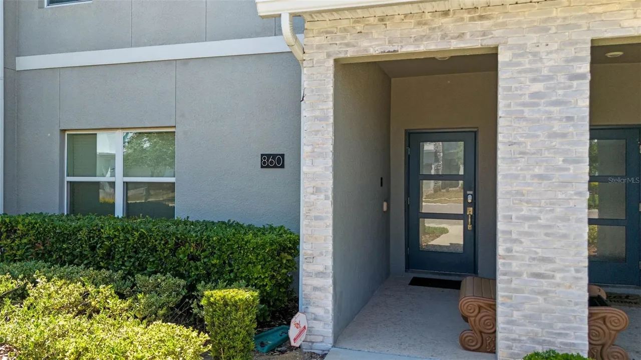 Slide show image of the Orlando Florida Home for Sale 04