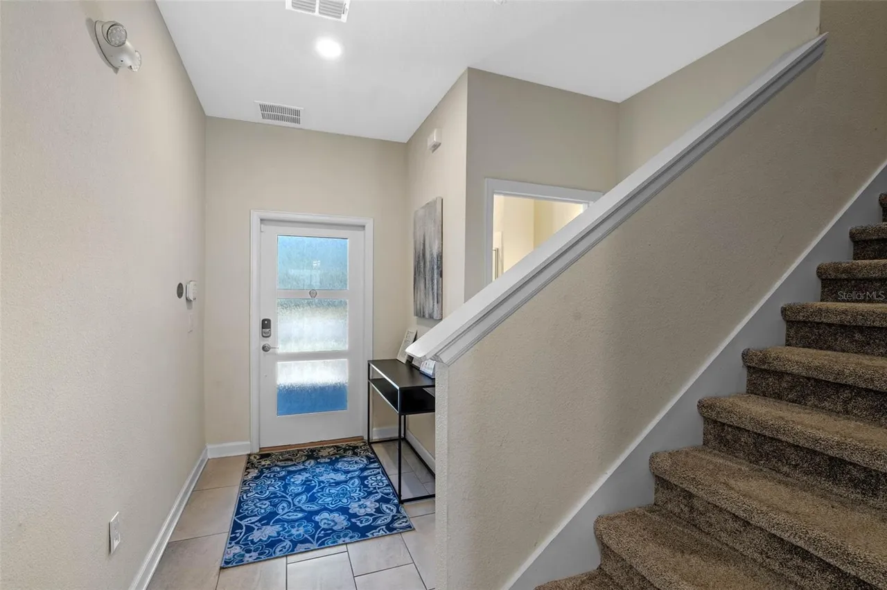 Slide show image of the Orlando Florida Home for Sale 06