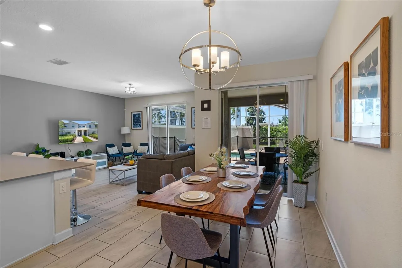 Slide show image of the Orlando Florida Home for Sale 07