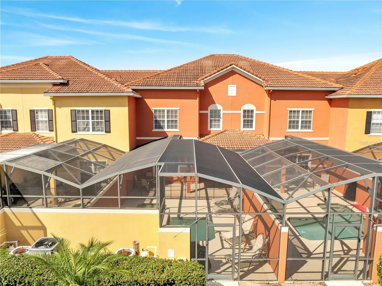 Slide show image of the Orlando Florida Home for Sale 46