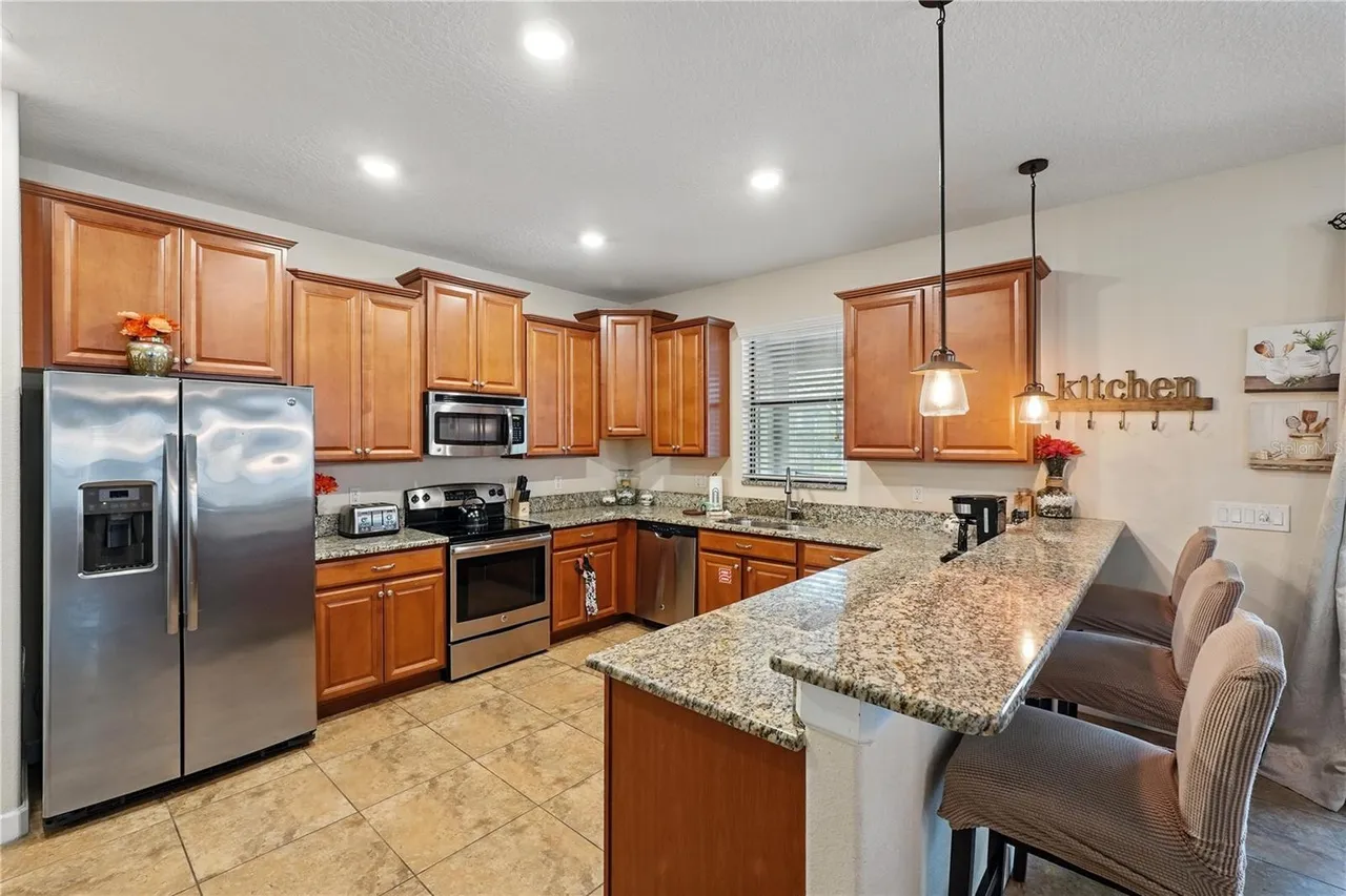 Slide show image of the Orlando Florida Home for Sale 16