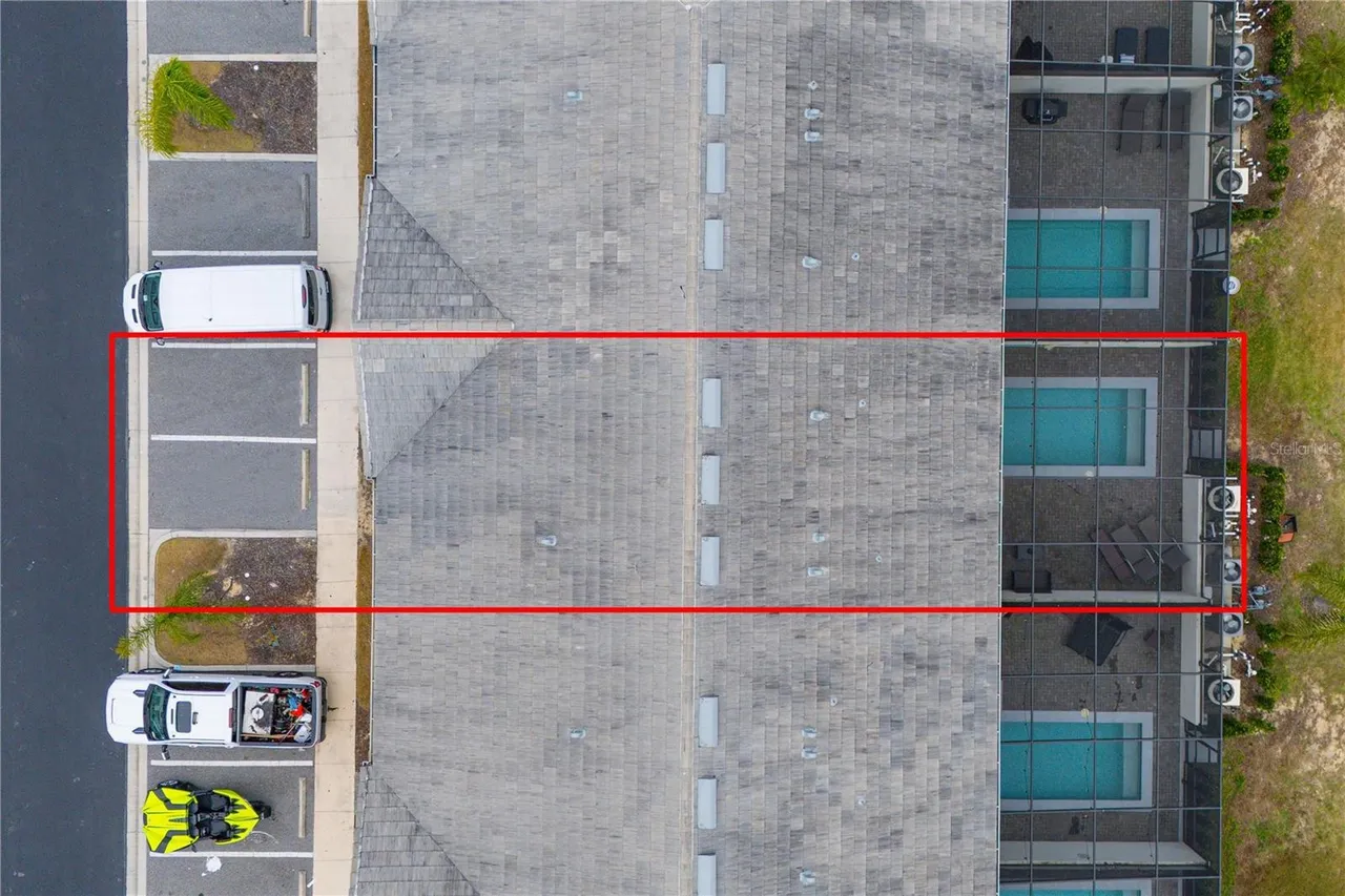 Slide show image of the Orlando Florida Home for Sale 38