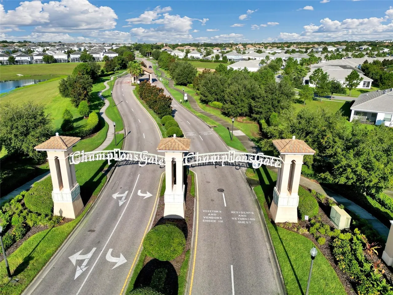 Slide show image of the Orlando Florida Home for Sale 26