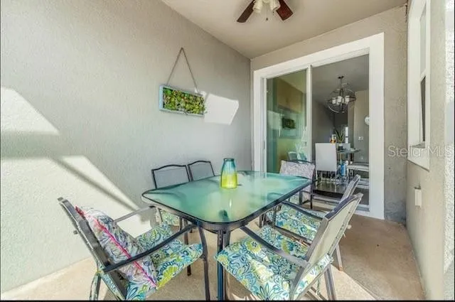 Slide show image of the Orlando Florida Home for Sale 31