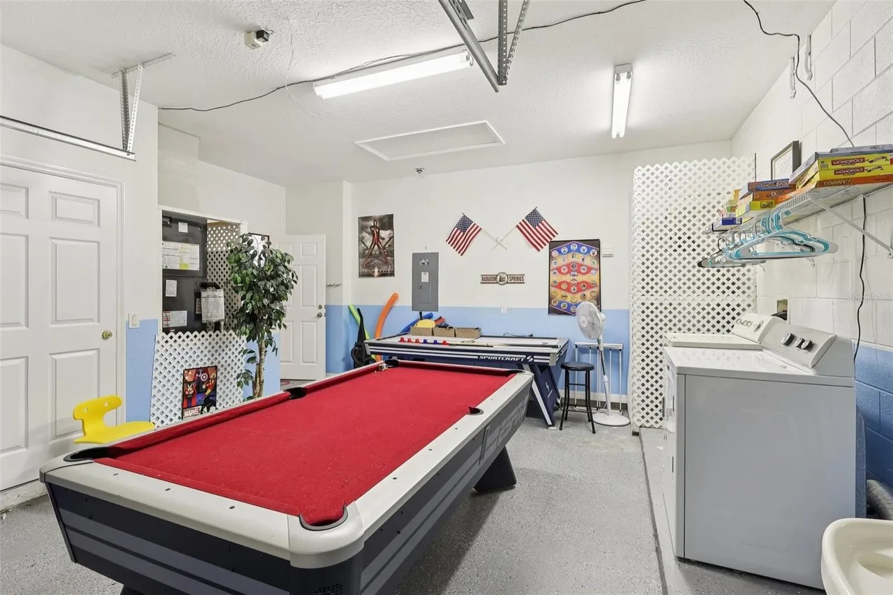 Slide show image of the Orlando Florida Home for Sale 22