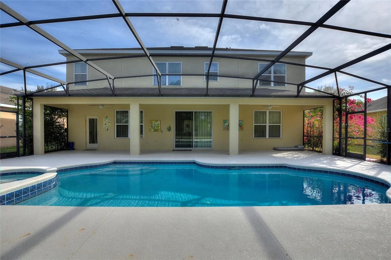 Slide show image of the Orlando Florida Home for Sale 44