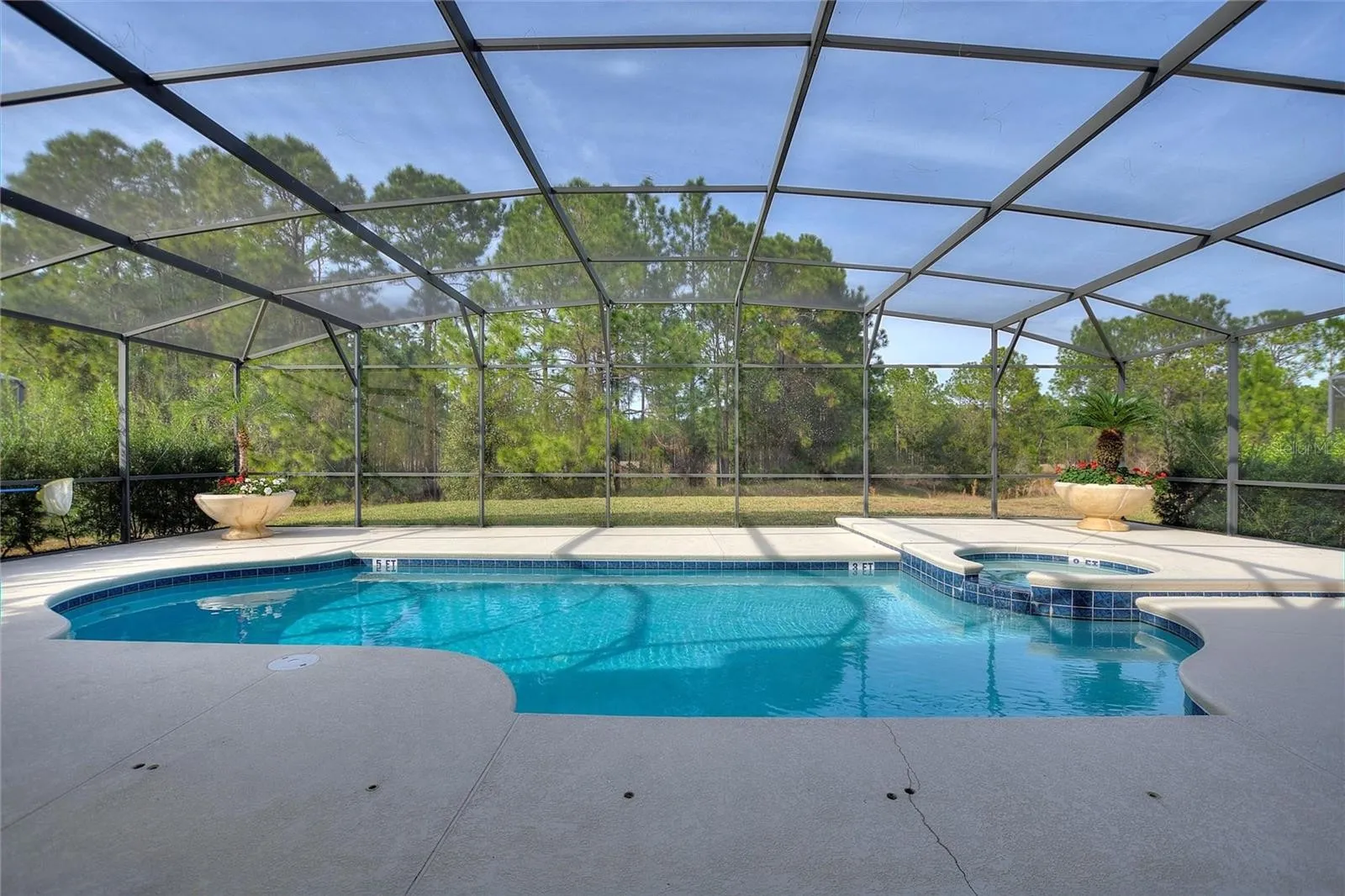 Slide show image of the Orlando Florida Home for Sale 49