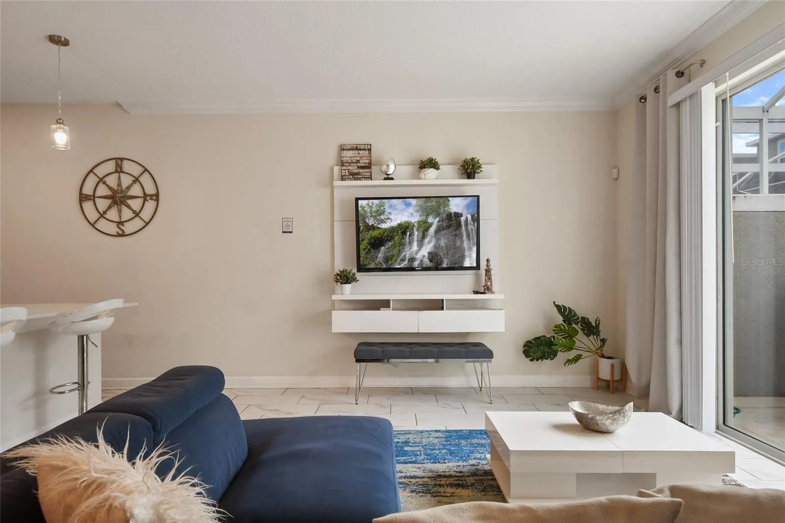 Slide show image of the Orlando Florida Home for Sale 20