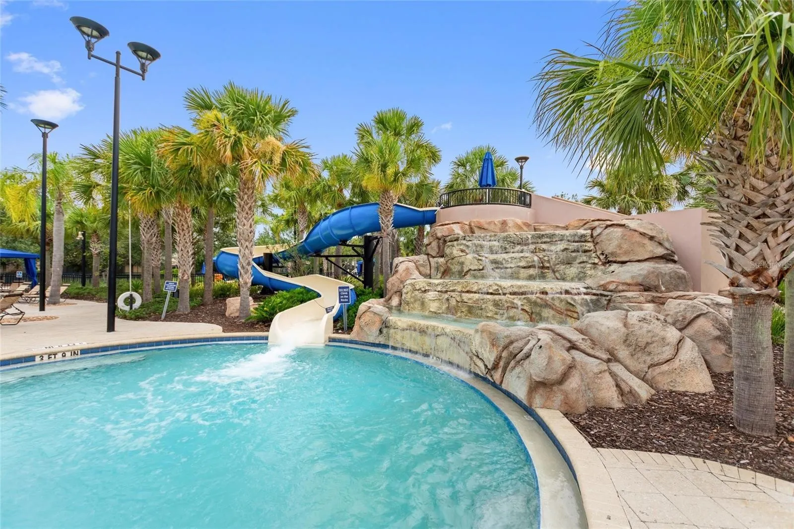 Slide show image of the Orlando Florida Home for Sale 70