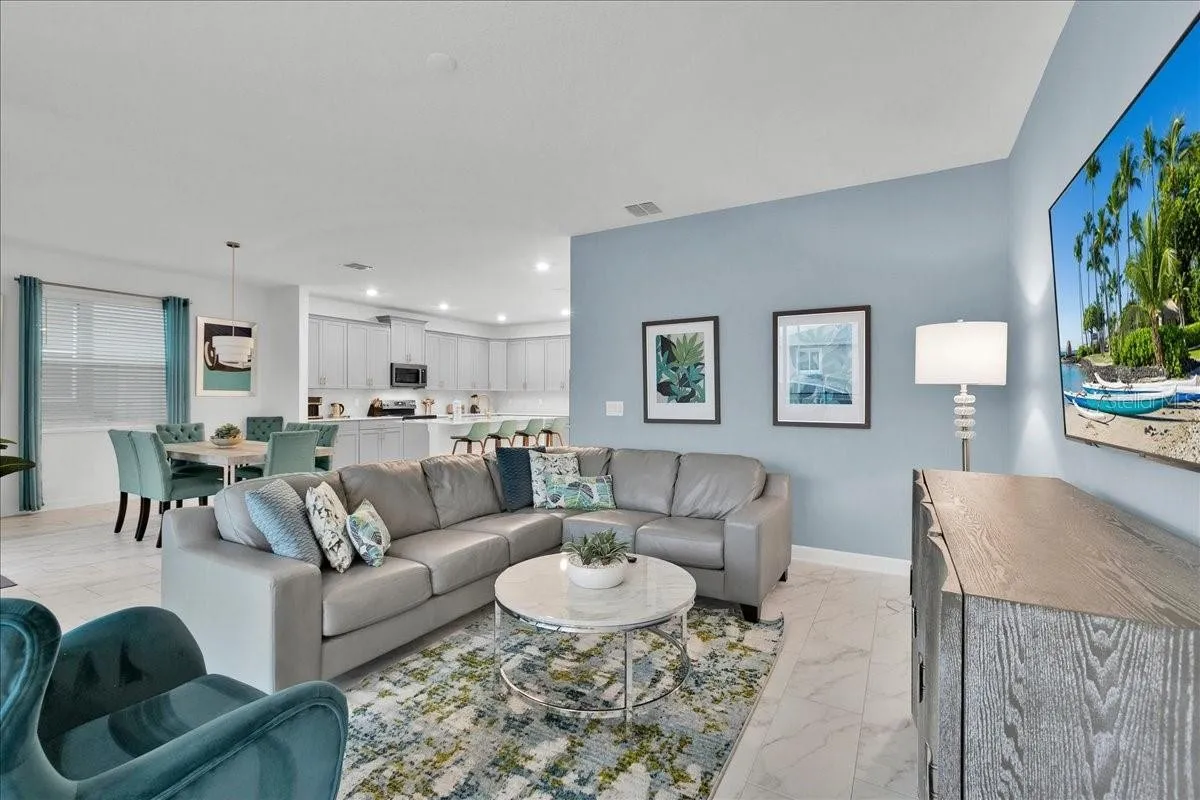 Slide show image of the Orlando Florida Home for Sale 07